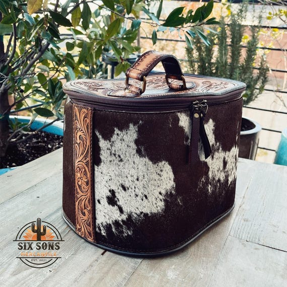 Western Leather Makeup Case, Leather Cosmetic Case, Hair on Hide Jewelry Box, Leather Jewelry Box, Hair On Cowhide Jewelry Box, Makeup Bag
