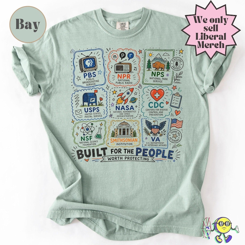 Vintage Doodle Protect Demokratische Einrichtungen PBS NPR individualisiert Vierte Juli-T-Shirt, Nationalparks USPS Antifaschismus, Linke-Protest Bild 3