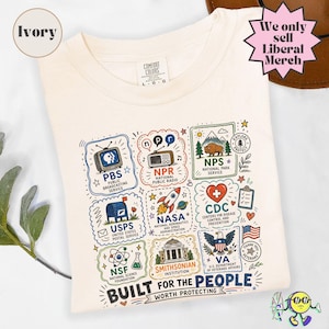Vintage Doodle Protect Demokratische Einrichtungen PBS NPR individualisiert Vierte Juli-T-Shirt, Nationalparks USPS Antifaschismus, Linke-Protest Bild 1