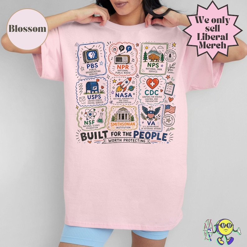 Vintage Doodle Protect Demokratische Einrichtungen PBS NPR individualisiert Vierte Juli-T-Shirt, Nationalparks USPS Antifaschismus, Linke-Protest Bild 12