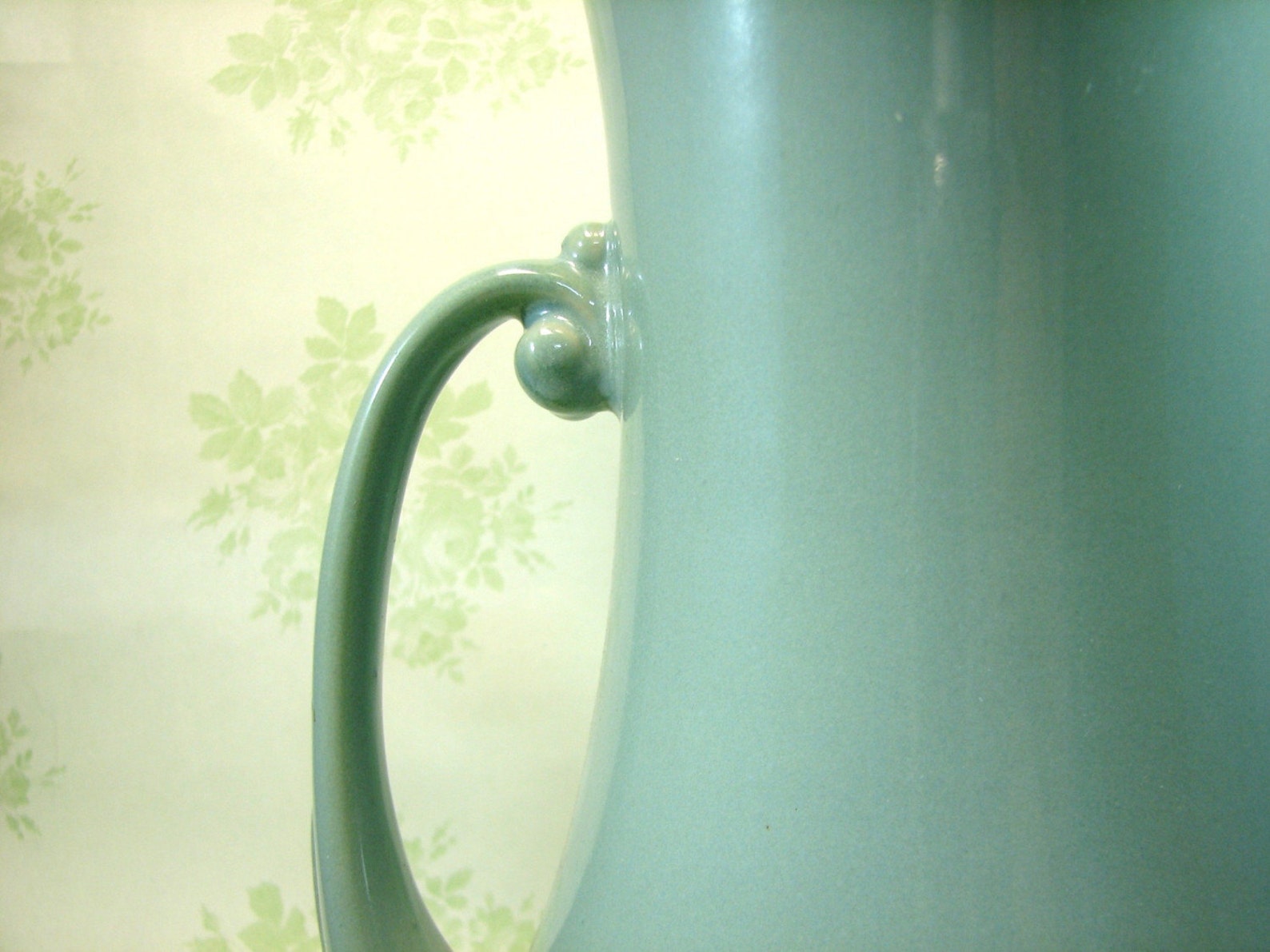 Vintage Large Abingdon Art Pottery Sage Green Vase | Etsy