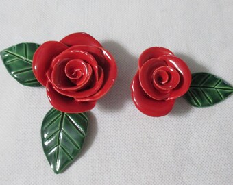 CR - Red CERAMIC ROSES, Leaves - 5 pc Set