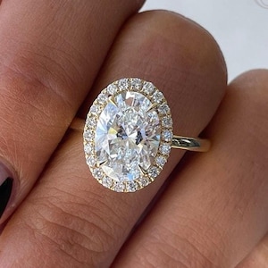 2.5 TCW Oval Moissanite Engagement Ring: 14K Gold Halo Wedding Ring
