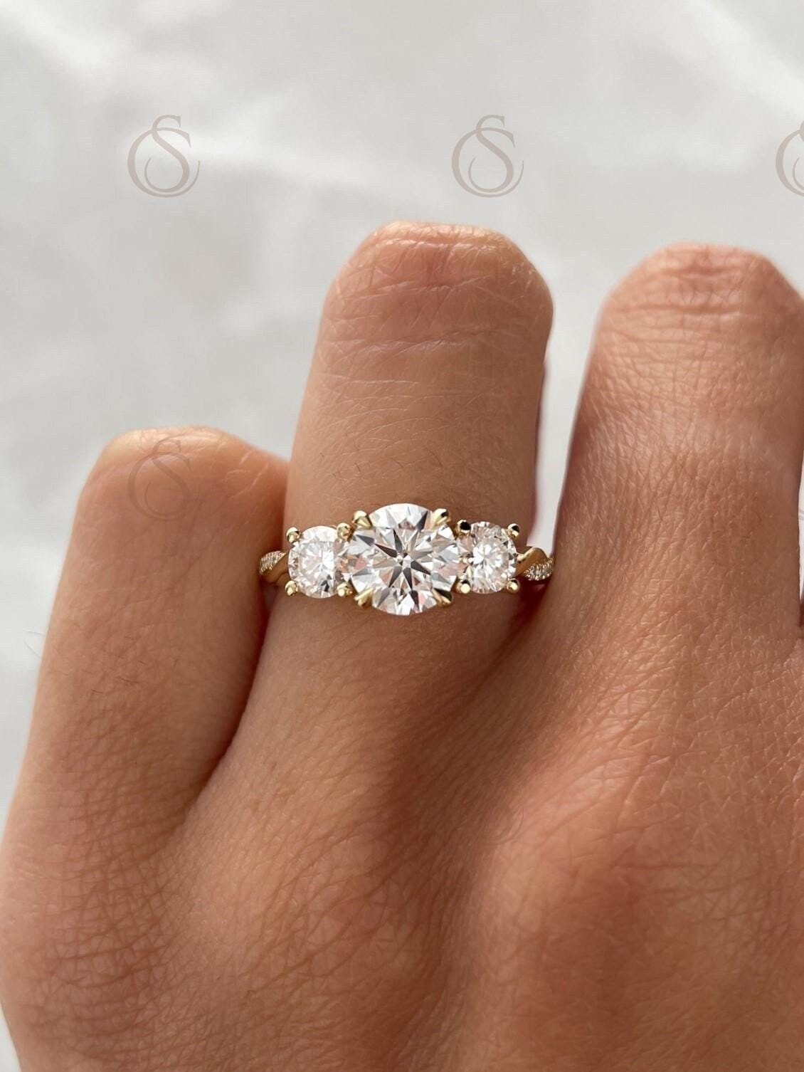 Trilogy Twist Ring - Etsy