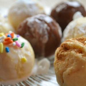 Donut Soap - Realistic Donut Hole Vegan Soap - Bakery Soap - Gift Boxed Soap
