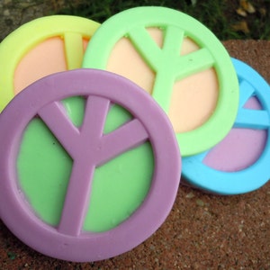 Hippie Groove Peace Soap - Novelty Soap - Stocking Stuffer - Teen - Gift - Party Favor - Sixties - 60s - Hippie - Fun Soap - Retro