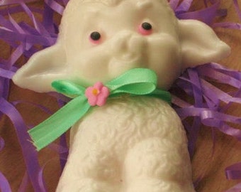 Kids soap - White Chocolate Alyssa Had a Little Lamb Spring Soap - Lamb - Novelty Soap - White Chocolate - Baby Shower - Party Favor