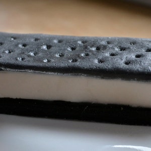 Ice cream 2024 sandwich loveseat