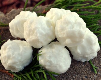 Mini Snowball Vegan Winter Holiday Soap Set - Snowball Soap - Winter - Holiday Soap - Christmas - Stocking Stuffer - Fun Soap - Snow