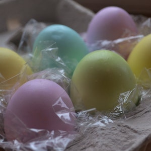 Sabonete de Ovo de Páscoa - Meia Dúzia de Sabonetes de Ovo Coloridos em Caixa - Sabonete de Ovo - Ovos de Páscoa Tingidos - Sabonete Novidade - Primavera - Decoração de Primavera - Sabonete Vegano