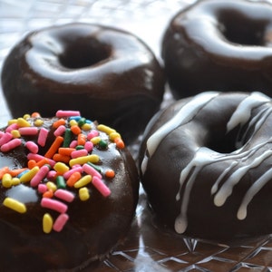 Chocolate Mini Donut Soap Set - Food Soap - Donut Soap - Doughnut - Food Soap - Dessert Soap - Novelty Gift - Gift for Him - Valentines Day