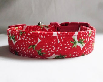 Strawberry buckle dog collar, red buckle adjustable snap on collar