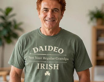Camiseta irlandesa Daideo / Guión de trébol vintage