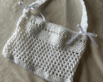 Crochet Bow Shoulder Bag