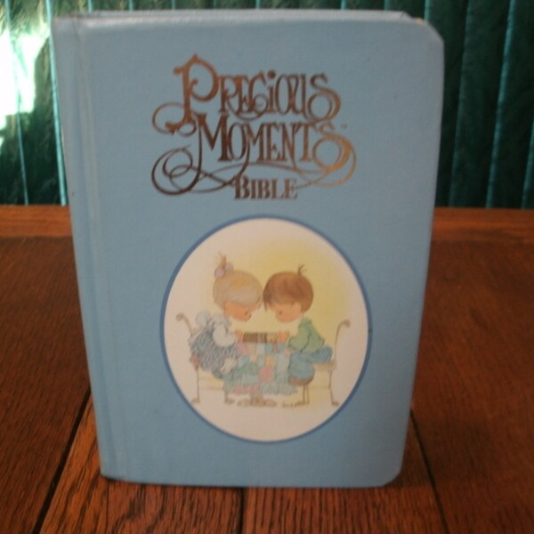 Precious Moments Bible Vintage 1984 Small Hands Edition