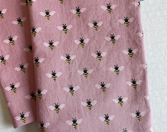 Bees on Mauve, Cloth Napkins - Set of 2