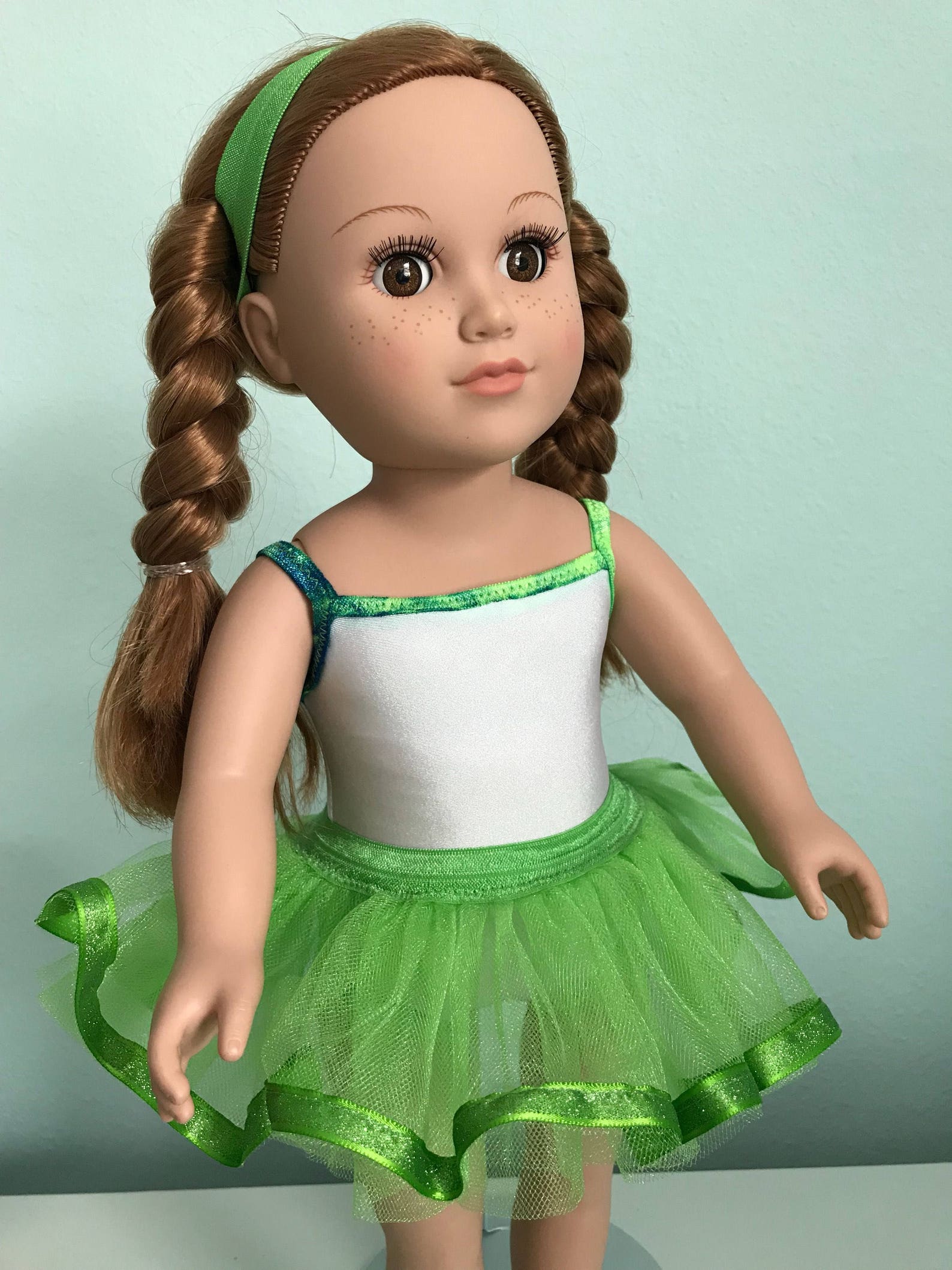 complete 5-piece outfit: celtic green tutu, white leotard, ballet shoes, tights, and headband - 18