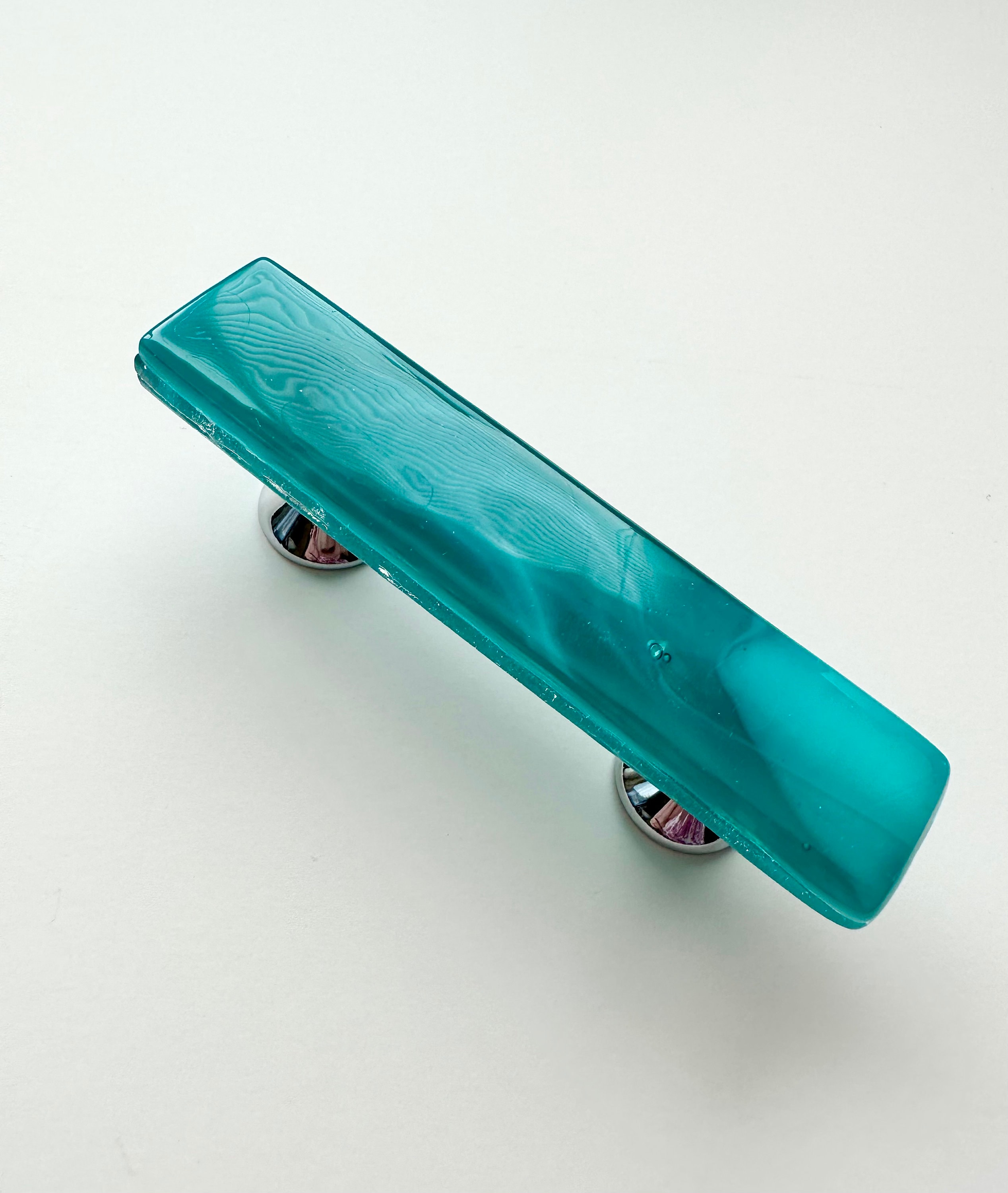 Teal Fused Glass Cabinet Pull with White Whisps. Art Glass Cabinet Hardware for Kitchen Cabinets, Bathroom Vanity, Dresser Drawers Handles.