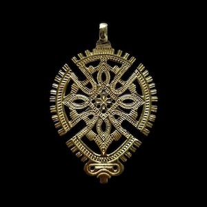 Pingente de Cruz Etíope em Latão Banhado a Ouro, Colar (Cruz Copta e Estilo Tribal), Joia Étnica Boho Espiritual, Presente Original para Mulheres