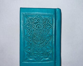 Miniatur-Koran, Luxusdruck, farbiges Papier