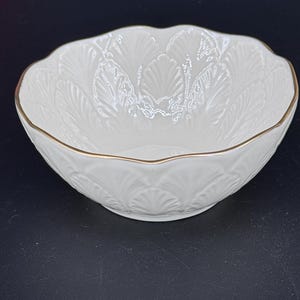Vintage Lenox Greenfield Sylvan Pattern Nut Dish with 24K Gold Trim
