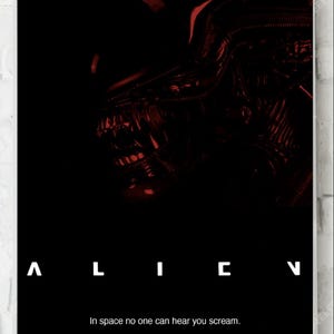 Może przedstawiać: Czarno-czerwony plakat z napisem "ALIEN" białymi literami i hasłem "W kosmosie nikt nie usłyszy twojego krzyku."