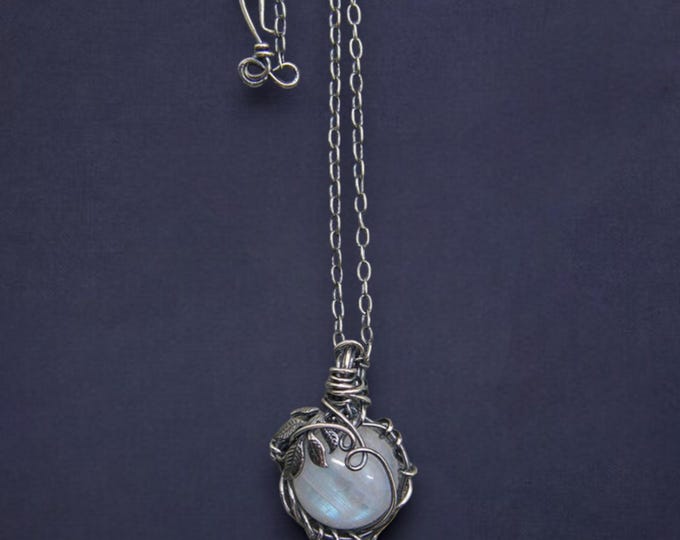 Witch's Mirror Necklace: Wiccan Protection Amulet, Gothic Talisman