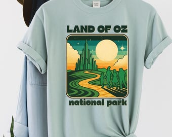 Land of Oz National Park T-Shirt – Retro Yellow Brick Road Tee, Wizard of Oz Hiking Shirt, Fantasy Nature Gift, Emerald City Gift