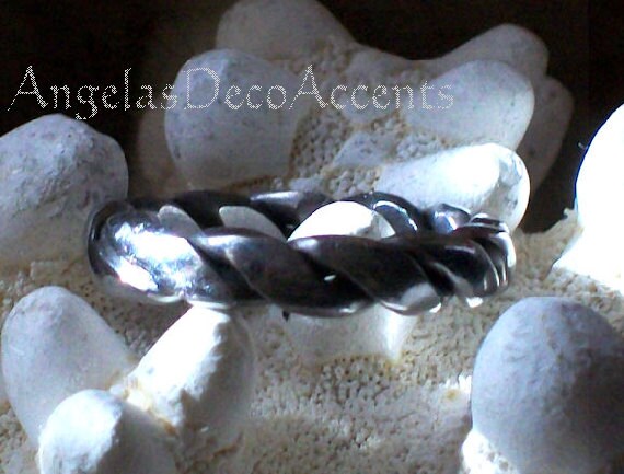 Vintage Stainless Ring Polished Steel Hand Welded Rope Style Unisex~Boho 1970's~Silver Color~Size 10 Large Unisex Ring~Handcrafted NOS Ring