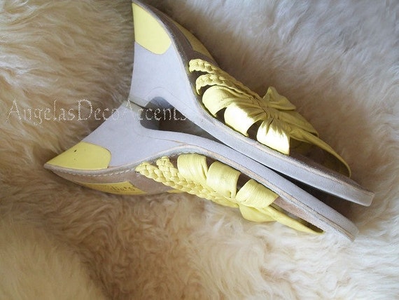 Vintage Candie's Sandals 1970's Mellow Yellow Lea… - image 5