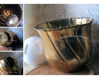Vintage Brass Pot Metal Container Etched Wave Design Planter~Small Bottom Dent Good Condition~Shabby Cottage Chic~Regency Brass Jardiniere