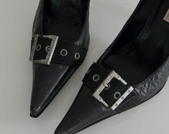 vintage archive Buffalo London pointed toe high heels shoes black leather with buckles Y2K y2k pointy toe heels