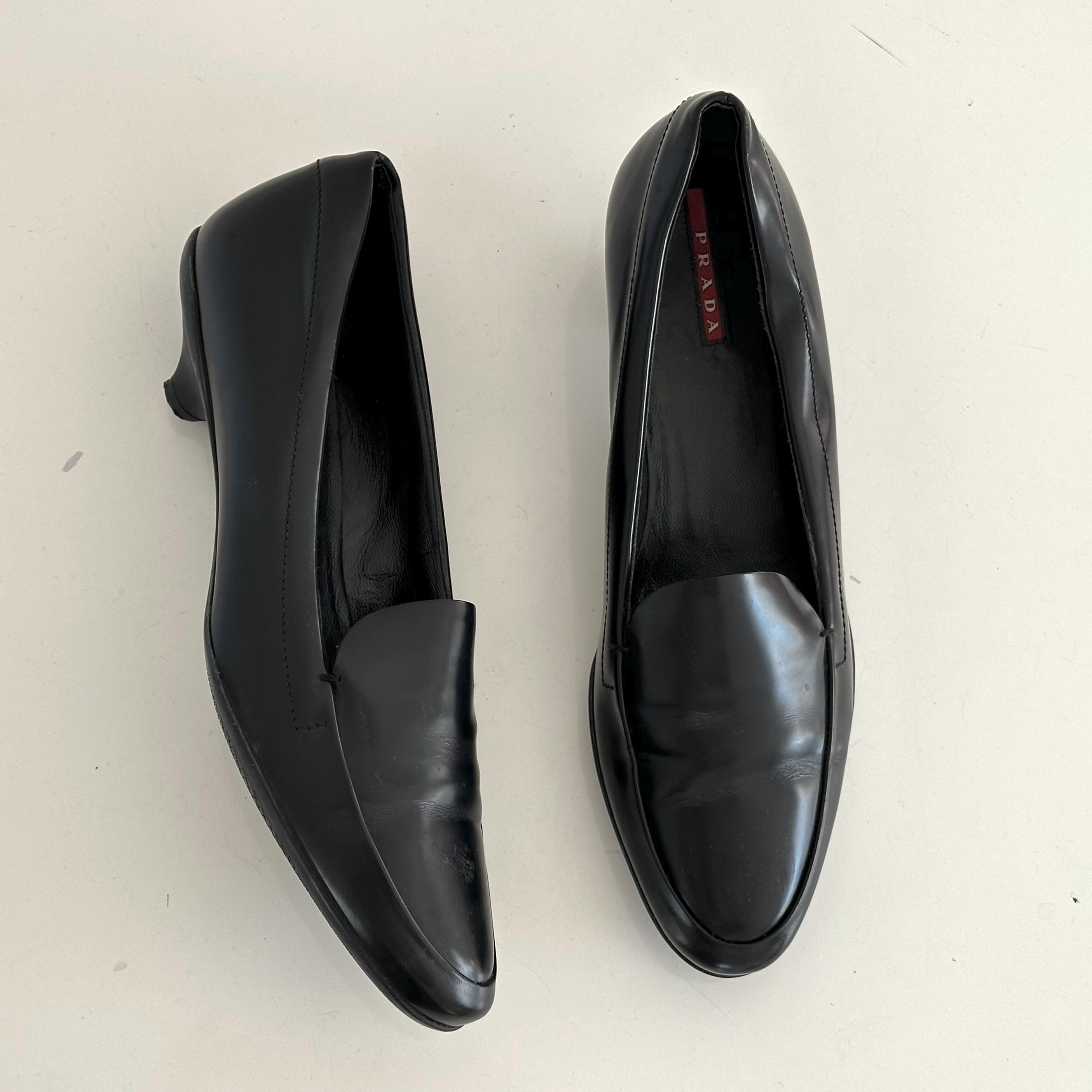 【K】PRADA Leather Low Heels Prada Pumps | The RealReal
