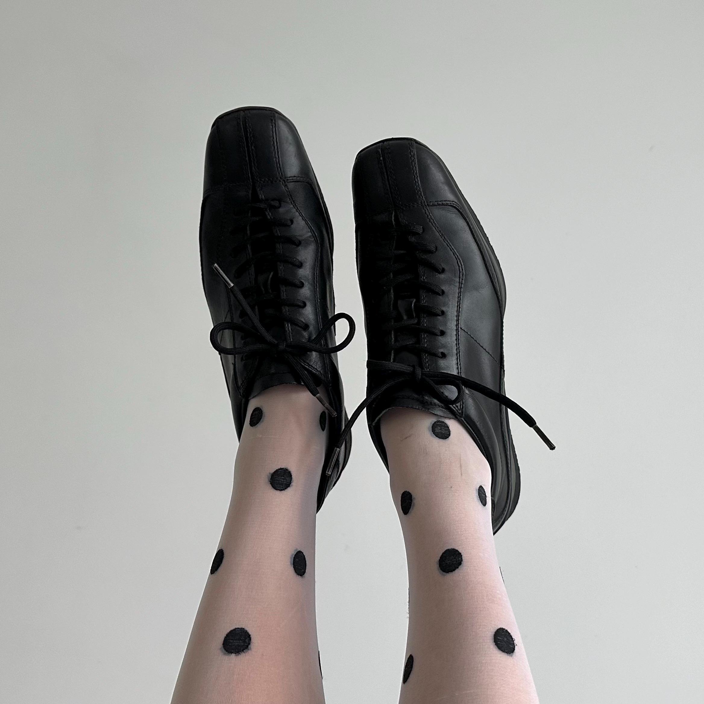 絶妙なデザイン Prada Vintage Sport up Lace Toe Square Leather Black 靴