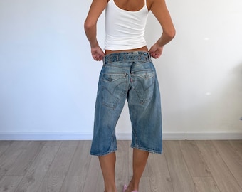 Seltene Levi's Engineered Cinch Back Jeansshorts / Twisted Leg Light Wash Y2K Archiv Baggy Long Jeans Shorts Vintage / Größe M