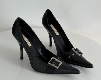 Buffalo London Vintage Black Leather Pumps / Pointed Toe High Heel Shoes / Buckle Belted shoes / 00s / y2k / stiletto / size 38