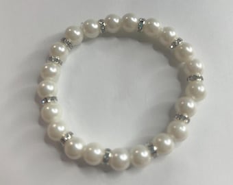 Pulsera de perlas sintéticas con diamantes de imitación