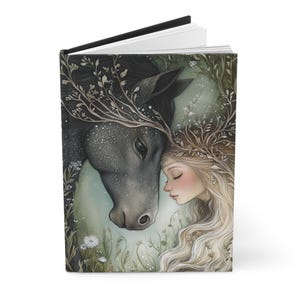 Magiczny Koń i Wróżka Twarda Okładka Dziennik, Inspirujący Pamiętnik, Prezent dla Artystów, Miłośników Natury, Doskonały Do Pisania, Szkicowania