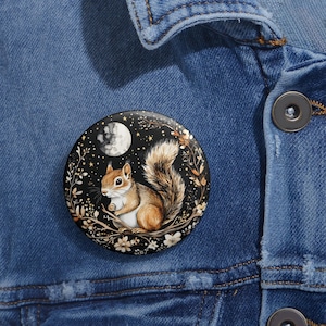 Custom Squirrel Pin Buttons for Nature Lovers, Cute Accessories for Bags or Jackets, Perfect Gift for Any Occasion