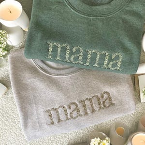 Sudadera con bordado floral personalizado para mamá, sudadera minimalista personalizada con diseño floral para mamá, abuela, gigi y nana, regalos para el Día de la Madre para mamás primerizas.