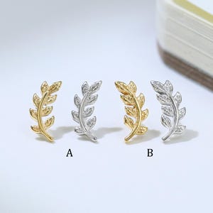 Laurel Leaf Stud Earring Dainty Foliage Threadless Push Pin 925 Silver Nature-Inspired Cartilage Helix Tragus Lobe Piercing Gift for Her