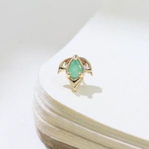 14K Solid Gold Natural Emerald Flower Earring Elegant Gemstone Cartilage Earlobe Labret Push Flat Back Earring Piercing Jewelry Gift