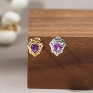 Amethyst Irregular Shape Stud Amethyst Cartilage Earring Helix Earlobe Labret Minimalist Gemstone Push Flat Back Earring Abstract Jewelry