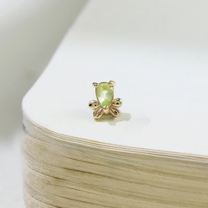 Solid 14K Gold Dragonfly Peridot Pear Shape Earring Flower Gemstone Cartilage Helix Labret Stud Push Back Earring Novelty Piercing Jewelry