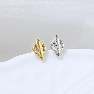 Cylinder Spiral Pattern Circle Hollow Earring Flat Minimalist Stud Silver Cartilage Helix Tragus Flat Back Earring Simple Piercing