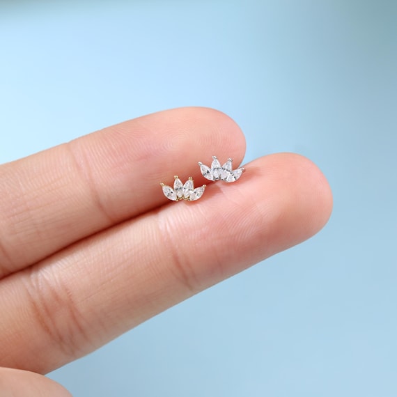 Orecchini A Cuore In Argento 925 Con Zirconia Cubica 4 Mm – Trasparenti Scintillanti – NUOVI
