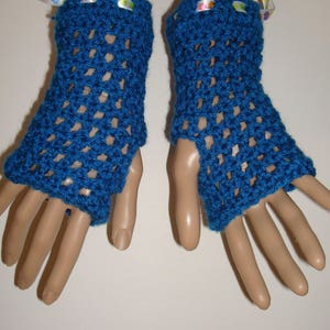 Crochet Sapphire Springtime Fingerless Gloves Wristers/Texting Glove Wristers/Womens Accessories/Gloves/Armwarmers/Summer Fingerless Gloves