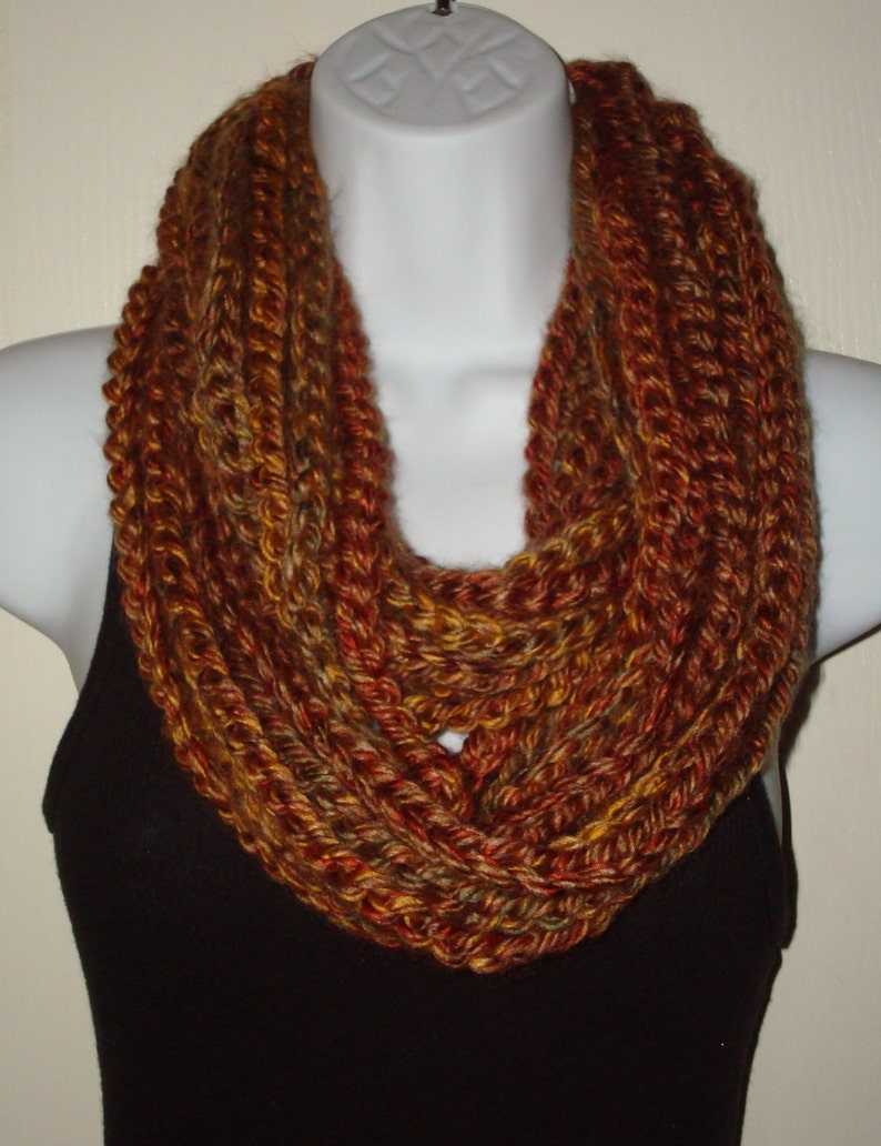 Chain Loop Scarf/infinity Hand Crochet Loop Scarf/women's Infinity