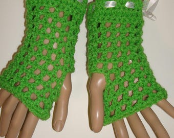 Springtime Crochet Finglerless Glove Wristers/Spring Green/Women's Gloves/Women Accessories/Driving Gloves/Summer Accessories/Gloves