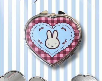 Bunny compact mirror